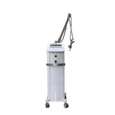 40w 60W Fractional CO2 Laser Machine For Wrinkle Removal Stretch Mark Scar Removal Tightening