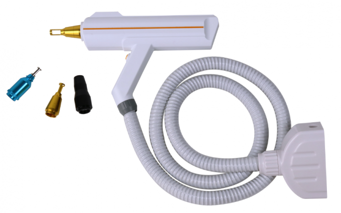Multifunctional Q Switch ND Yag Laser Machine For Tattoo Removal / Pigmentation 5